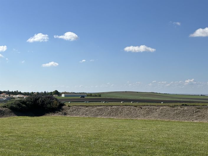 Image No.31-5 Bed House for sale