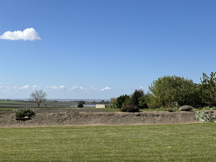 Image No.32-5 Bed House for sale