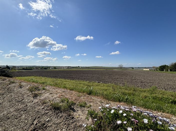 Image No.38-5 Bed House for sale