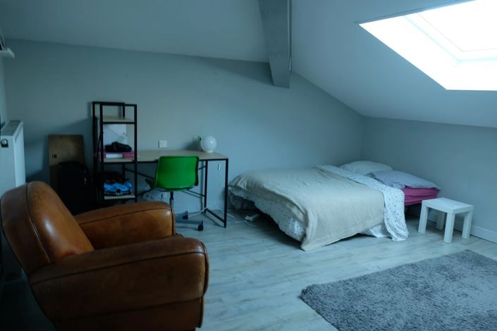 Image No.9-5 Bed House for sale