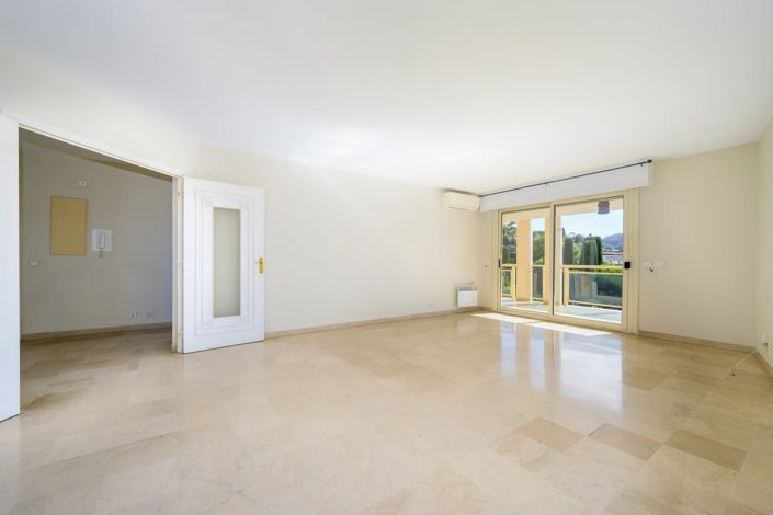 Image No.6-Appartement de 2 chambres à vendre à Le Cannet