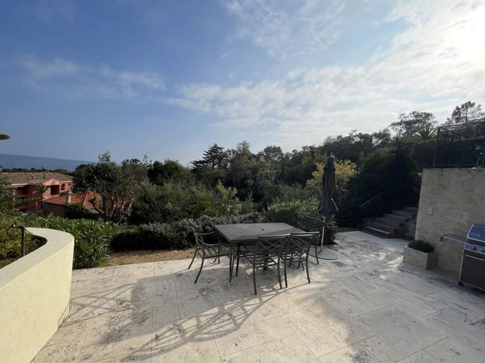 Image No.29-2 Bed Apartment for sale