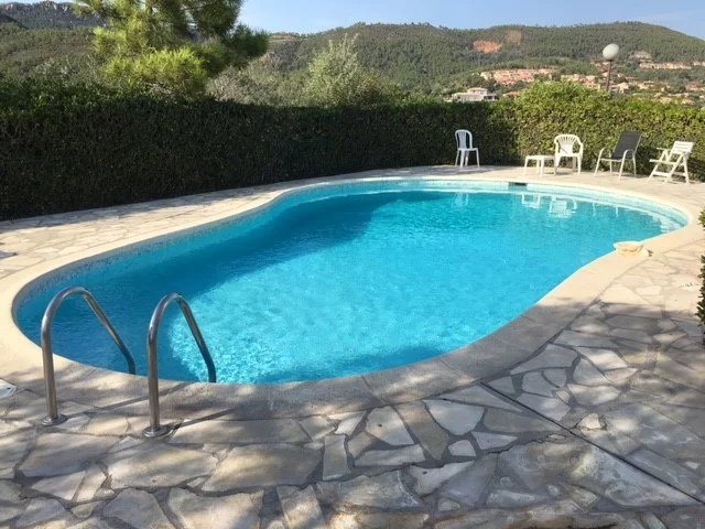 Image No.30-2 Bed Apartment for sale