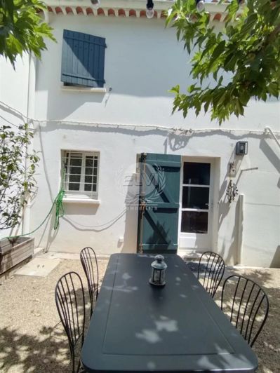 Image No.11-3 Bed House for sale