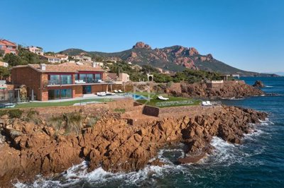 1 - Var, House