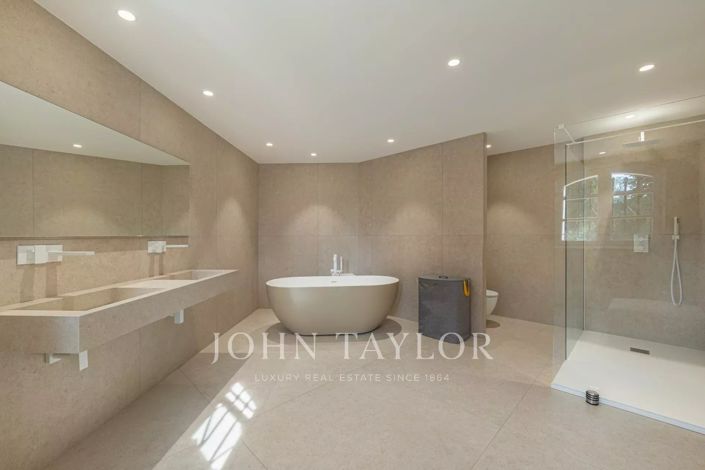 Image No.11-Maison de 5 chambres à vendre à Valbonne