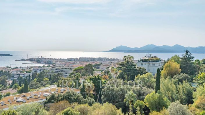 Image No.4-3 Bed Apartment for sale