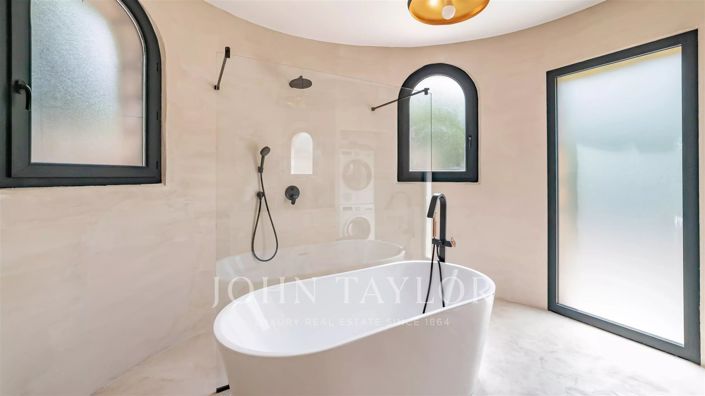 Image No.14-4 Bed House for sale
