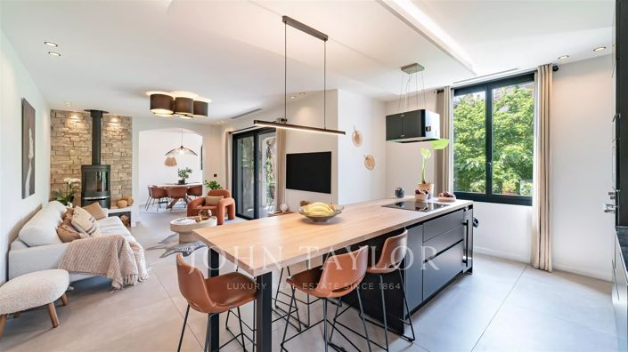 Image No.6-4 Bed House for sale