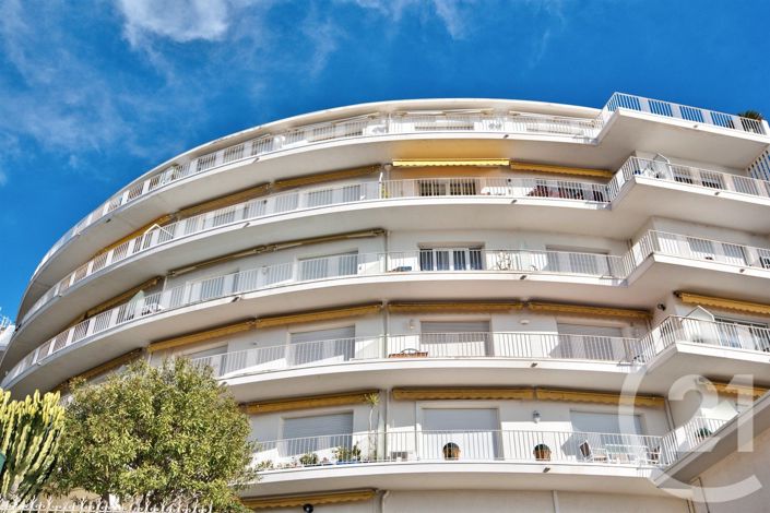 Image No.15-Appartement de 2 chambres à vendre à Nice