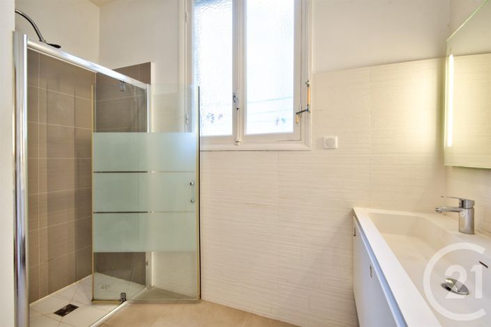 Image No.8-Appartement de 2 chambres à vendre à Nice