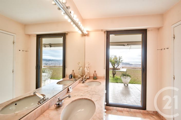 Image No.13-Appartement de 2 chambres à vendre à Nice