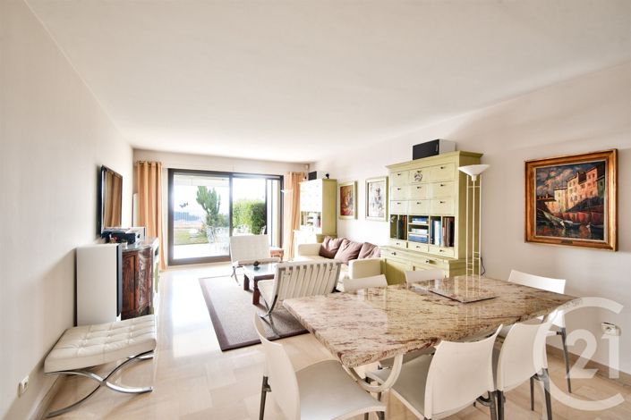 Image No.6-Appartement de 2 chambres à vendre à Nice