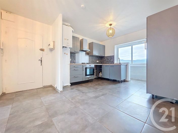 Image No.2-3 Bed Apartment for sale