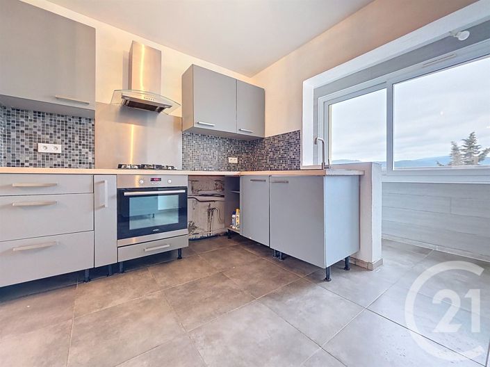 Image No.3-3 Bed Apartment for sale