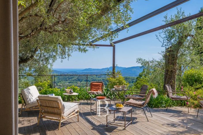 Image No.26-4 Bed House for sale