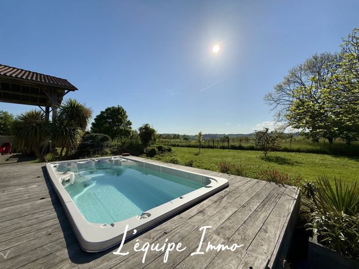 Image No.16-4 Bed House for sale