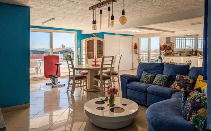 Image No.15-6 Bed House for sale