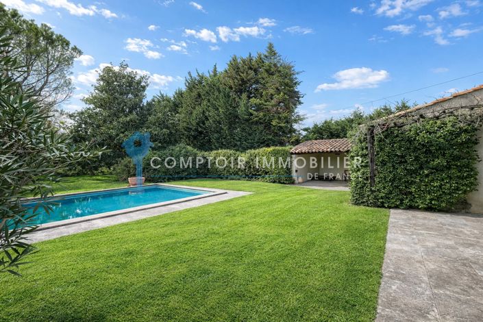 Image No.4-Maison de 8 chambres à vendre à Caumont-sur-Durance