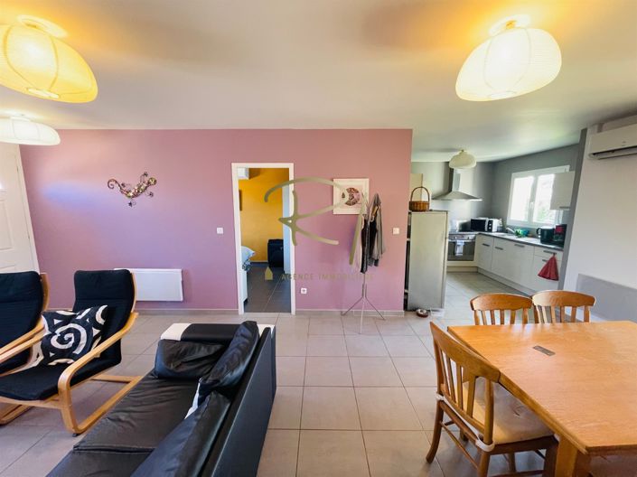 Image No.3-3 Bed House for sale