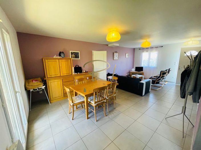 Image No.5-3 Bed House for sale