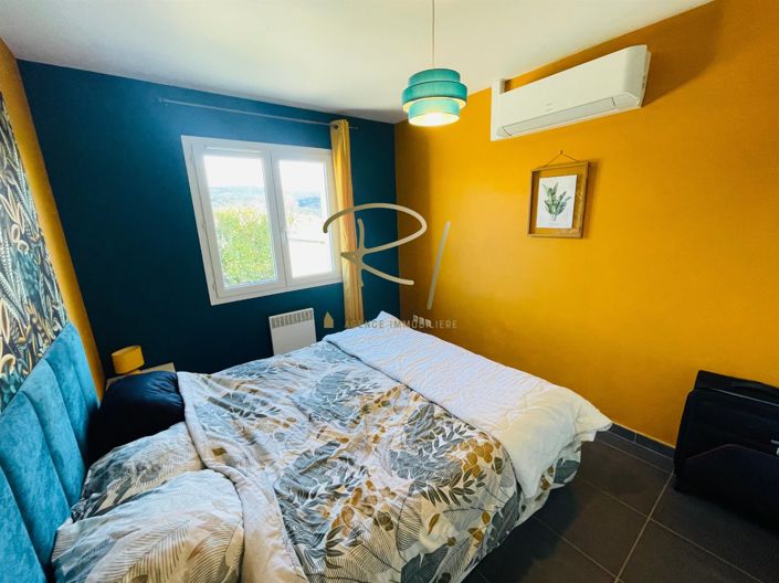 Image No.7-3 Bed House for sale