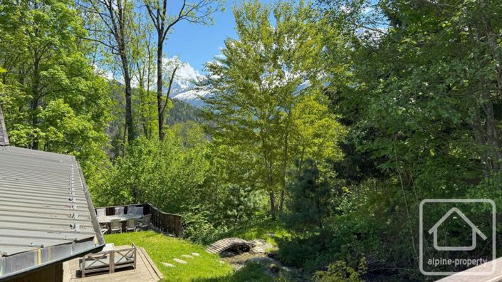 Image No.5-5 Bed Property for sale