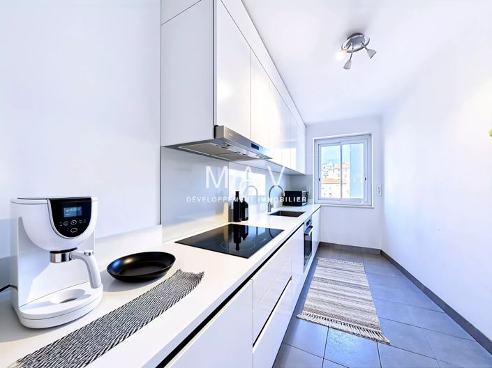 Image No.10-Appartement de 1 chambre à vendre à Nice