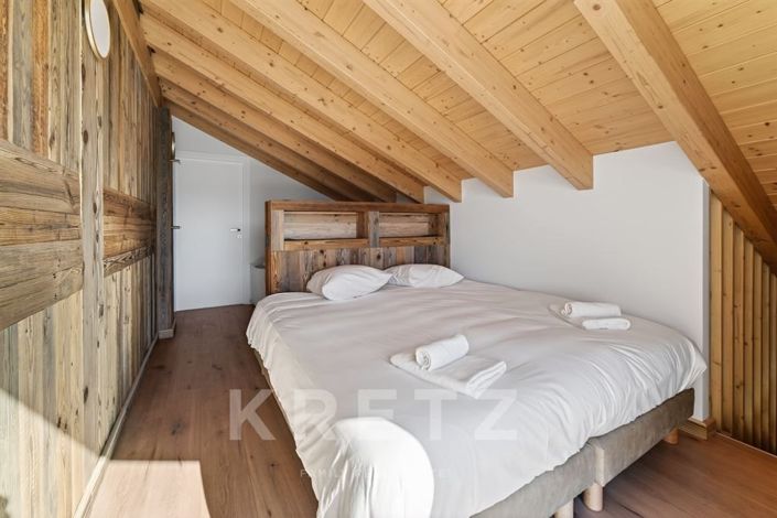 Image No.11-6 Bed Property for sale