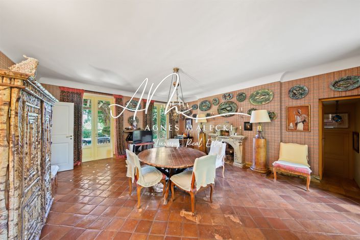 Image No.13-7 Bed House for sale