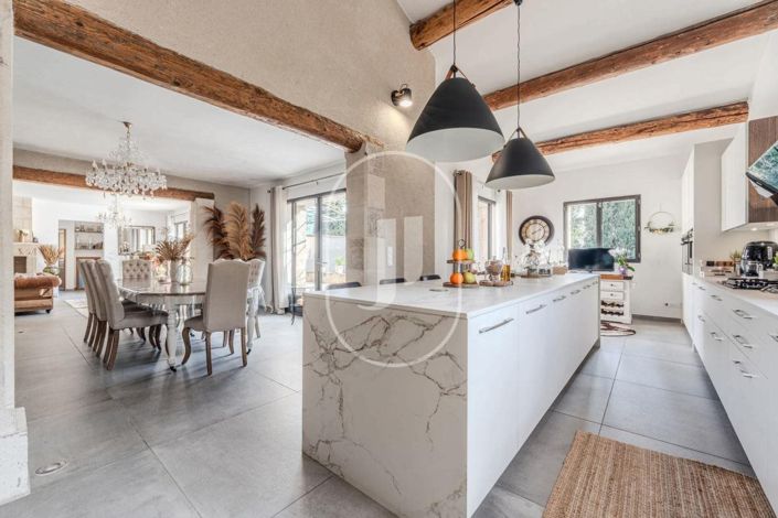 Image No.5-Maison de 5 chambres à vendre à Paradou