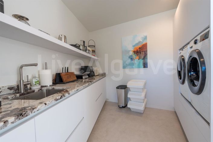 Image No.19-Maison de 4 chambres à vendre à Lagos