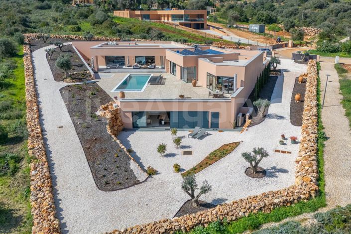 Image No.2-Maison de 4 chambres à vendre à Lagos