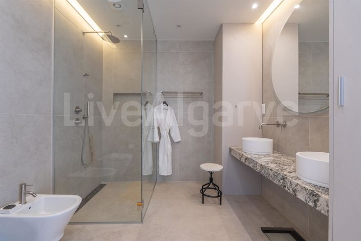 Image No.36-Maison de 4 chambres à vendre à Lagos