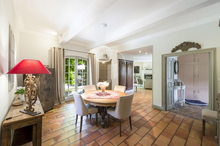 Image No.4-6 Bed House for sale