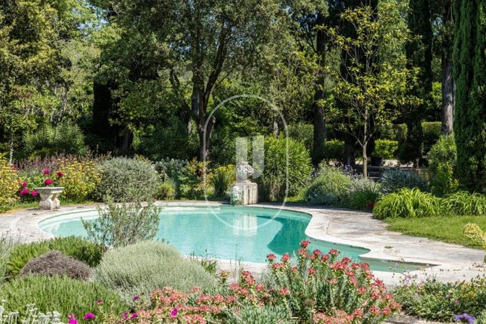 Image No.9-6 Bed House for sale