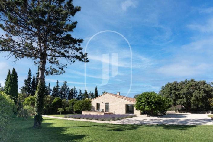 Image No.14-4 Bed House for sale