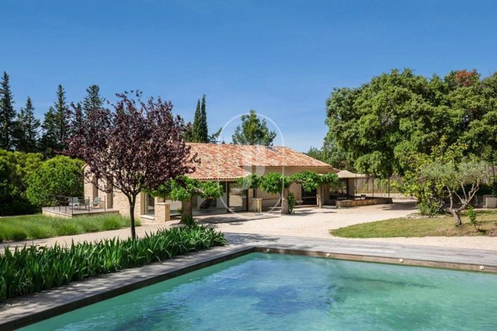 Image No.2-4 Bed House for sale