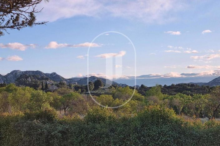 Image No.22-4 Bed House for sale