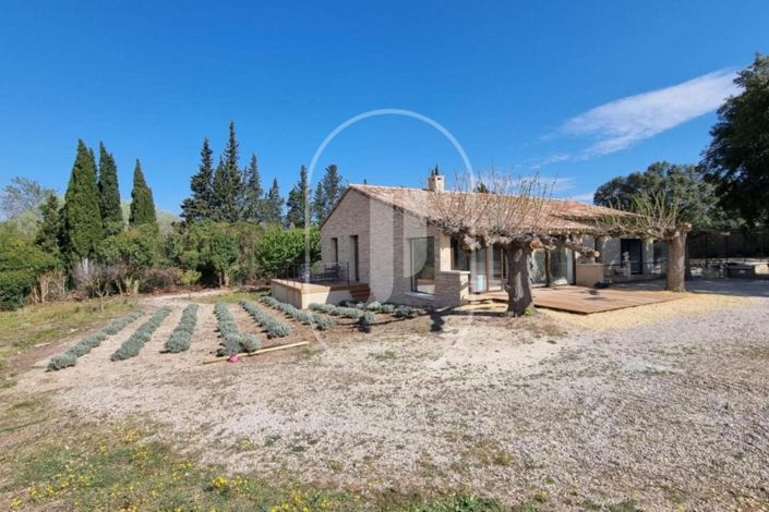 Image No.26-4 Bed House for sale