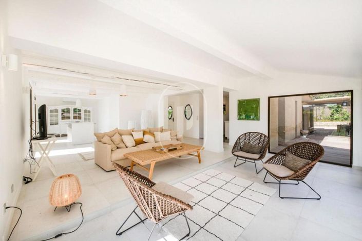 Image No.4-4 Bed House for sale