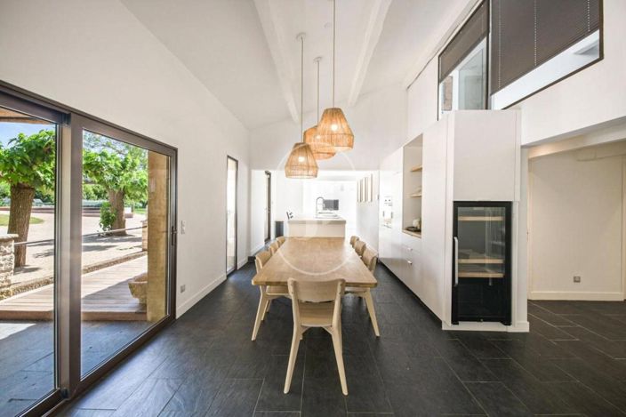 Image No.5-4 Bed House for sale