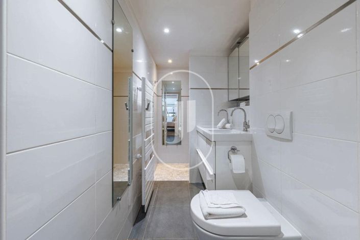 Image No.11-2 Bed House for sale