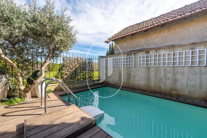 Image No.13-2 Bed House for sale