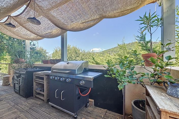 Image No.18-3 Bed House for sale