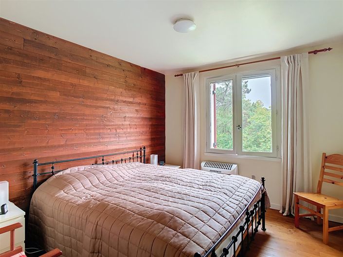 Image No.10-4 Bed House for sale