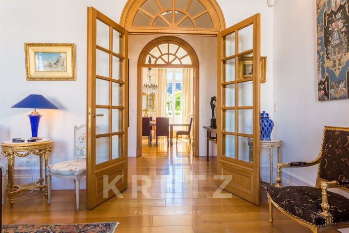 Image No.2-6 Bed Property for sale