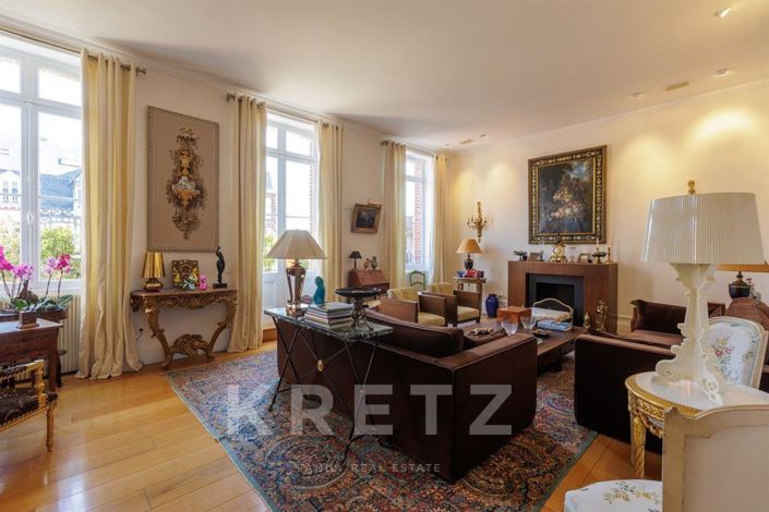 Image No.5-6 Bed Property for sale