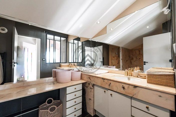 Image No.12-Apartment for sale