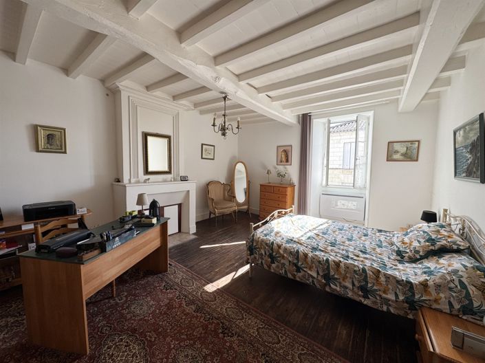 Image No.2-2 Bed House for sale